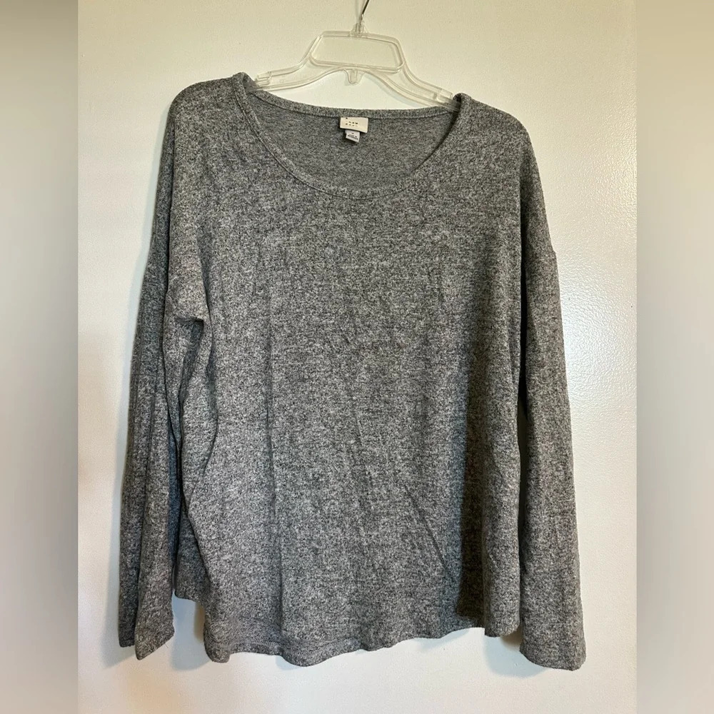 A New Day - Grey thin Crew Neck Sweater